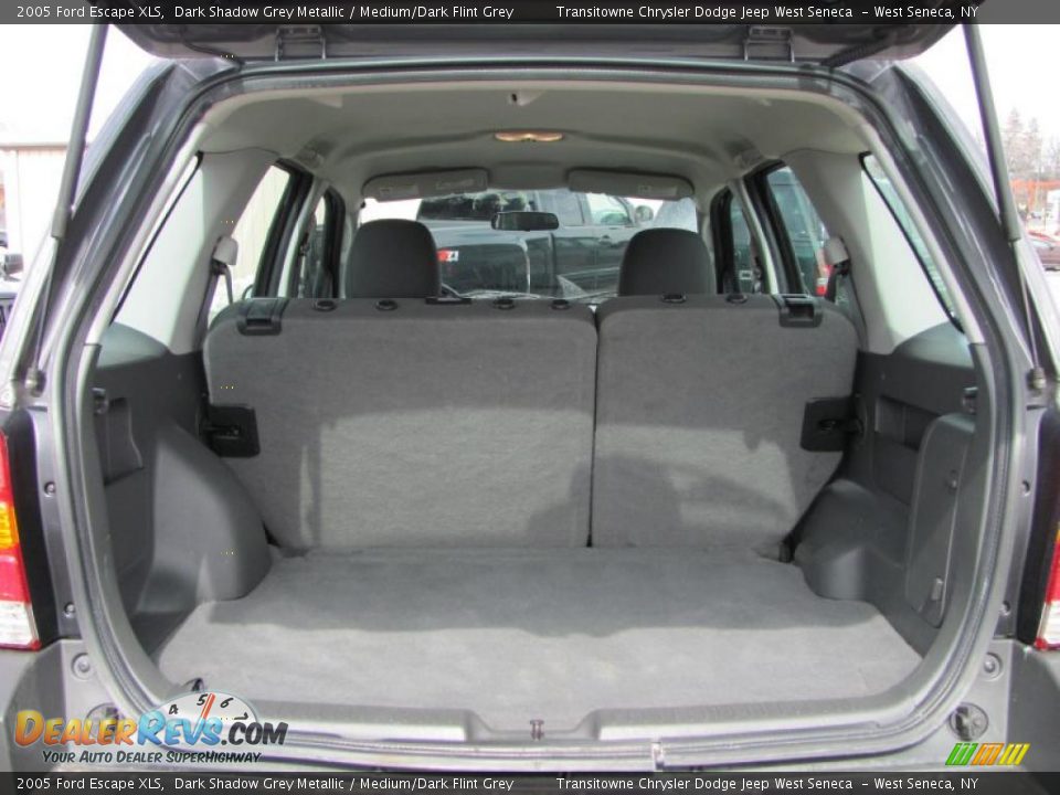 2005 Ford Escape XLS Dark Shadow Grey Metallic / Medium/Dark Flint Grey Photo #13