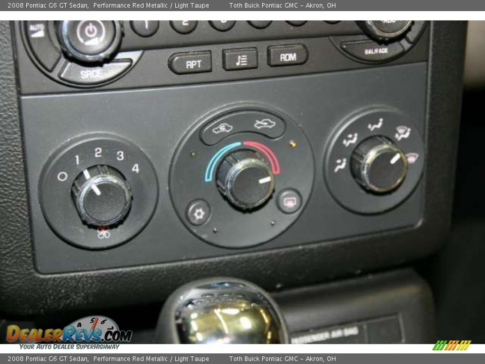 Controls of 2008 Pontiac G6 GT Sedan Photo #12