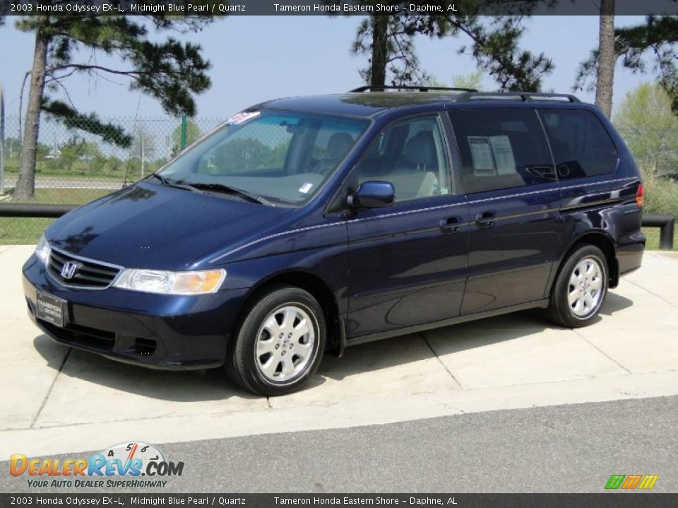 Front 3/4 View of 2003 Honda Odyssey EX-L Photo #10