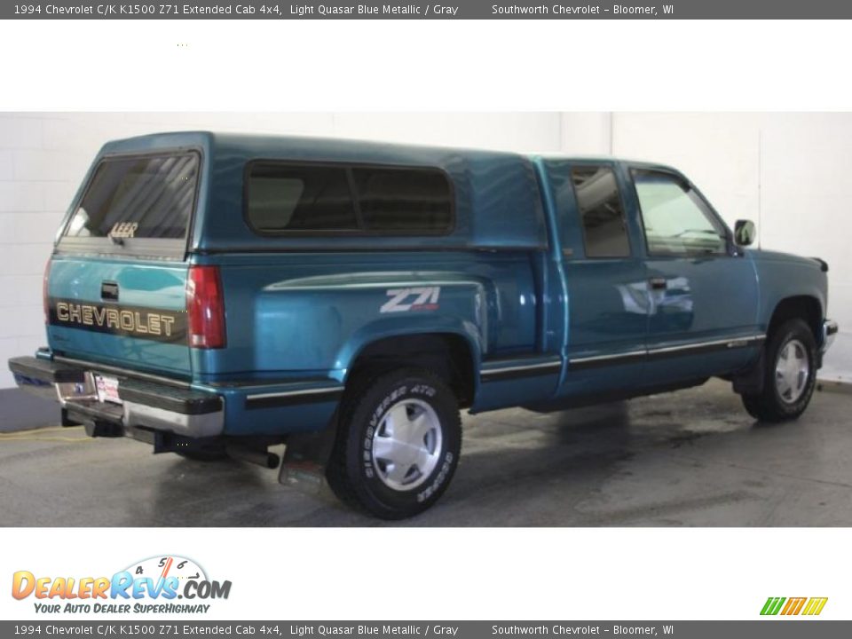 1994 Chevrolet C/K K1500 Z71 Extended Cab 4x4 Light Quasar Blue Metallic / Gray Photo #2