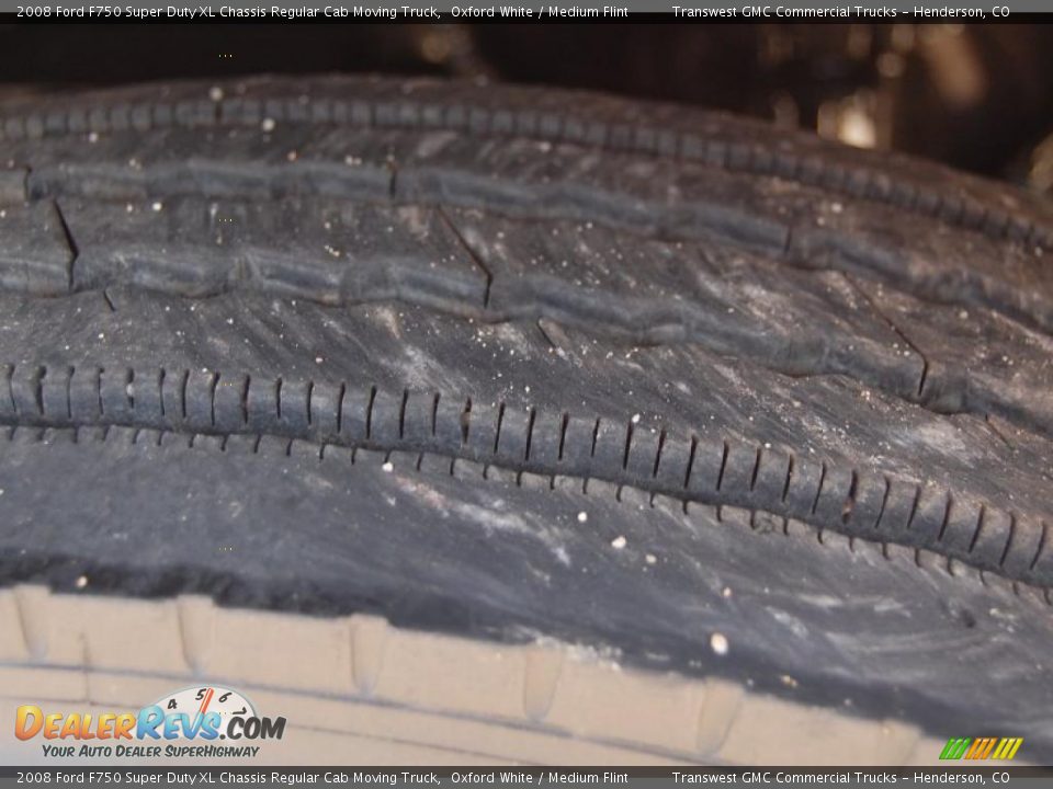 2008 Ford F750 Super Duty XL Chassis Regular Cab Moving Truck Oxford White / Medium Flint Photo #10