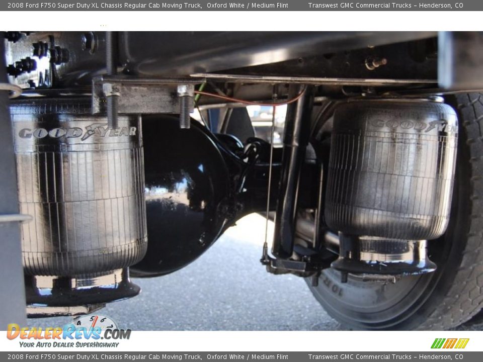 2008 Ford F750 Super Duty XL Chassis Regular Cab Moving Truck Oxford White / Medium Flint Photo #13