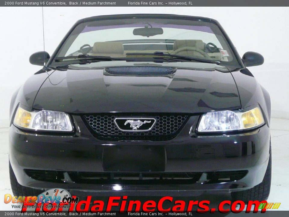 2000 Ford Mustang V6 Convertible Black / Medium Parchment Photo #5