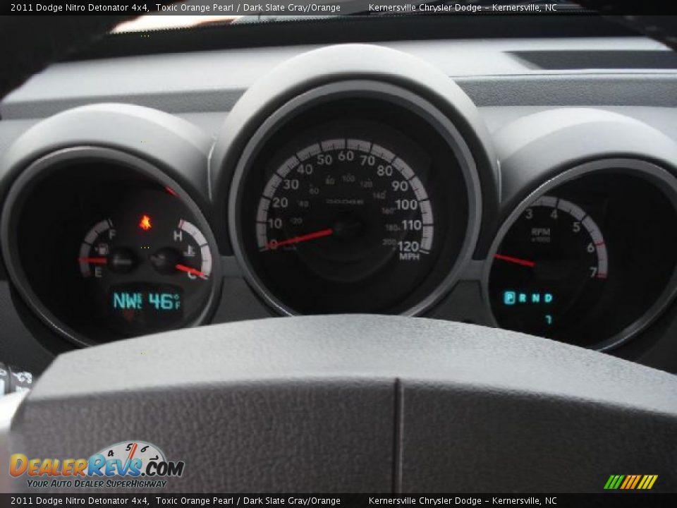 2011 Dodge Nitro Detonator 4x4 Gauges Photo #19