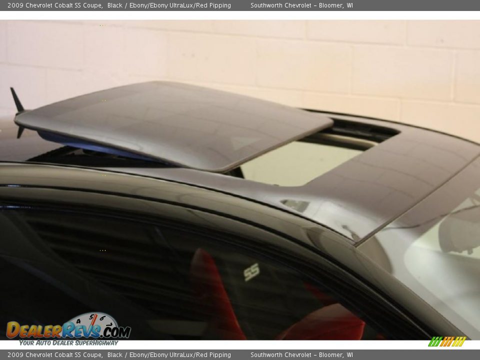 2009 Chevrolet Cobalt SS Coupe Black / Ebony/Ebony UltraLux/Red Pipping Photo #6