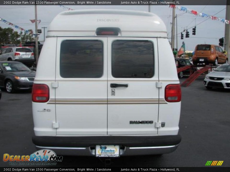 2002 Dodge Ram Van 1500 Passenger Conversion Bright White / Sandstone Photo #8