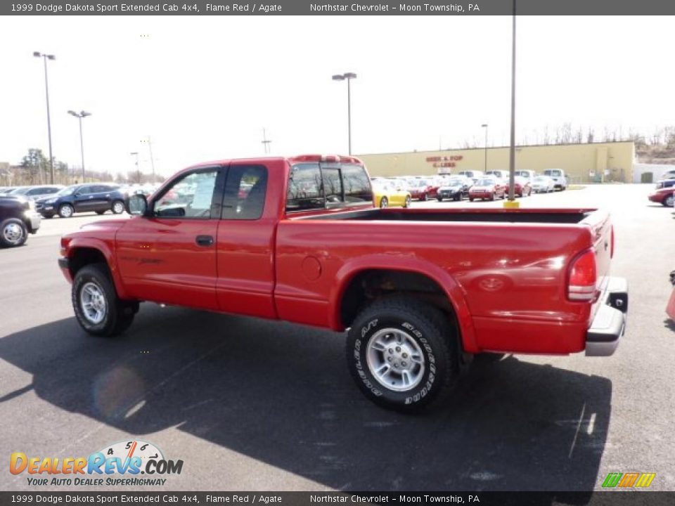 1999 Dodge Dakota Sport Extended Cab 4x4 Flame Red / Agate Photo #4
