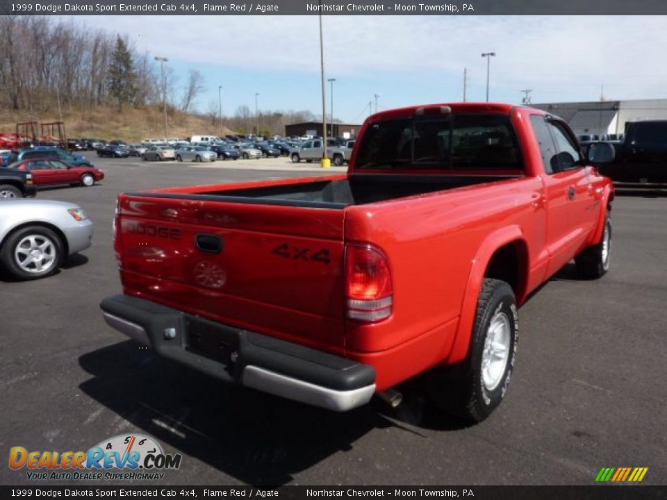 1999 Dodge Dakota Sport Extended Cab 4x4 Flame Red / Agate Photo #6