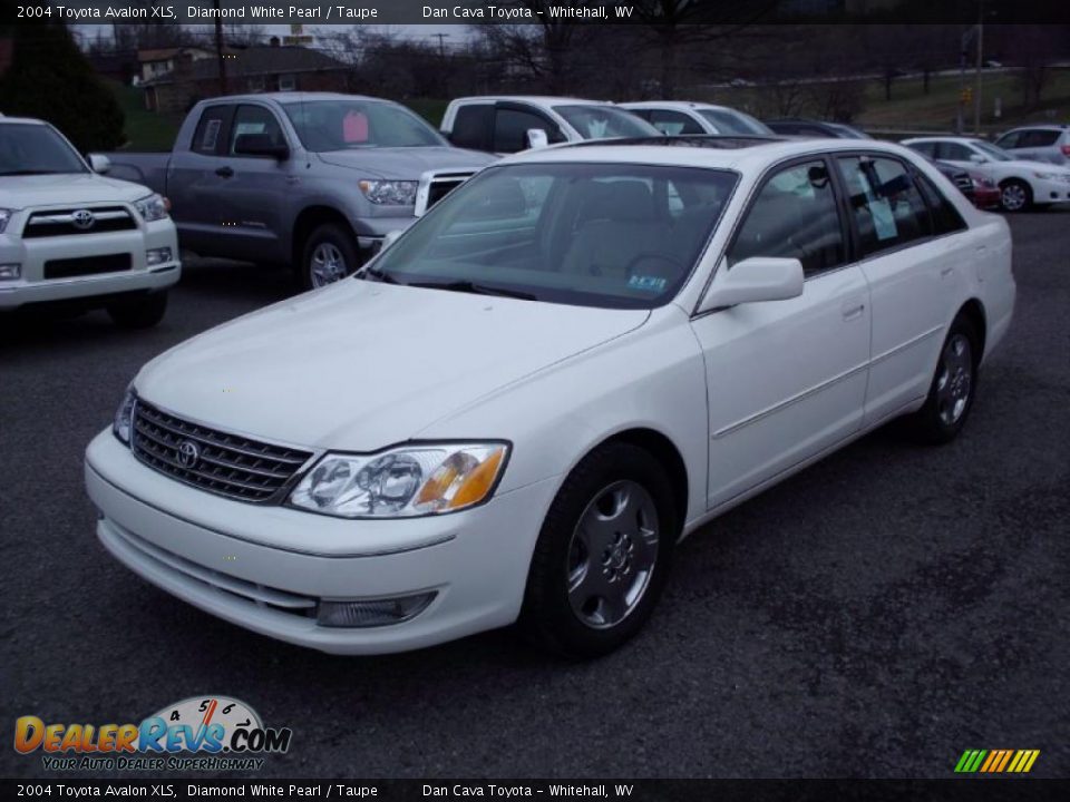 2004 Toyota Avalon XLS Diamond White Pearl / Taupe Photo #3