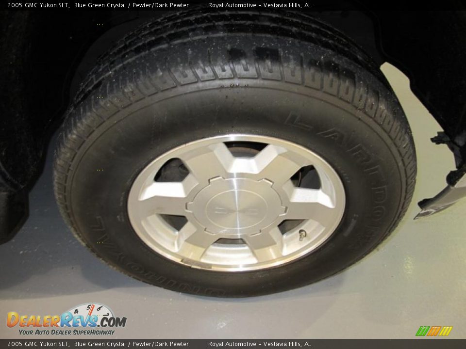 2005 GMC Yukon SLT Wheel Photo #7