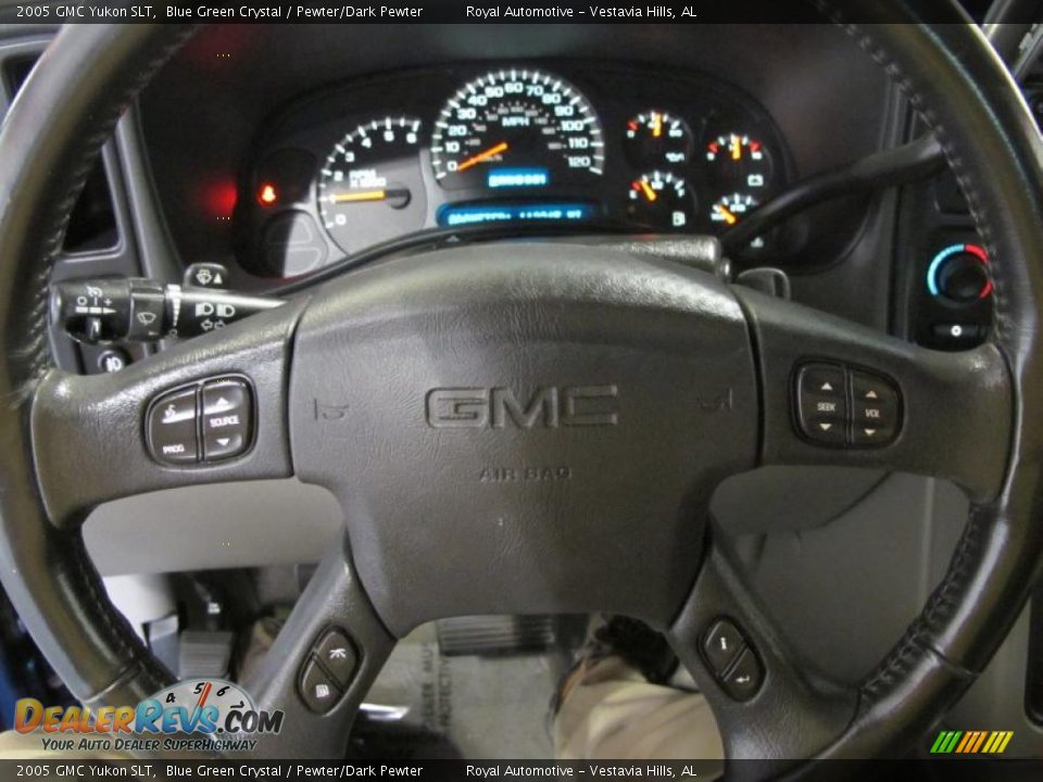 2005 GMC Yukon SLT Steering Wheel Photo #16