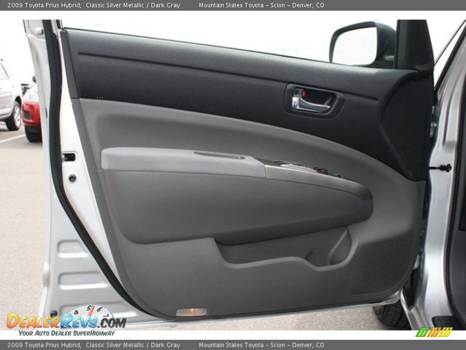 2009 Toyota Prius Hybrid Classic Silver Metallic / Dark Gray Photo #14