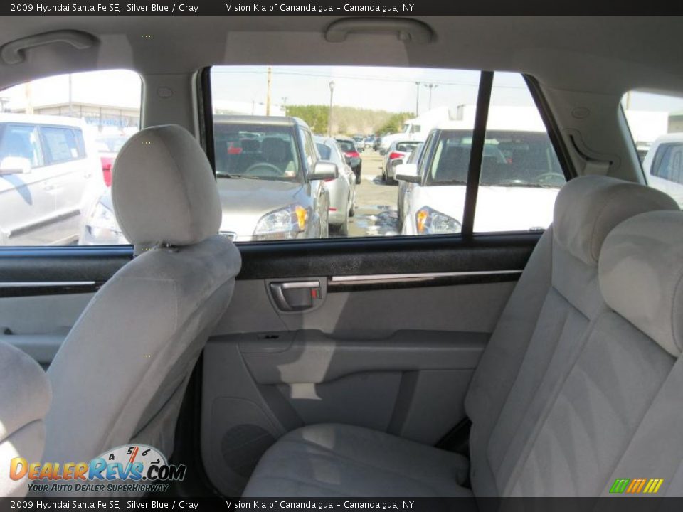 2009 Hyundai Santa Fe SE Silver Blue / Gray Photo #8