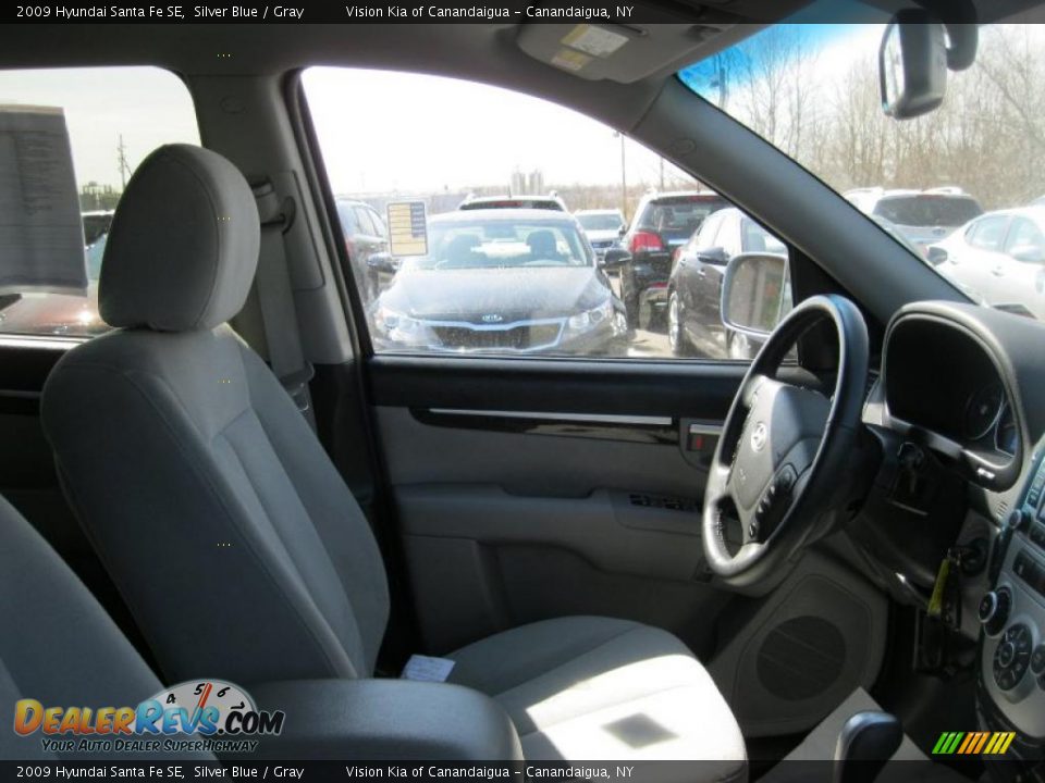 2009 Hyundai Santa Fe SE Silver Blue / Gray Photo #17