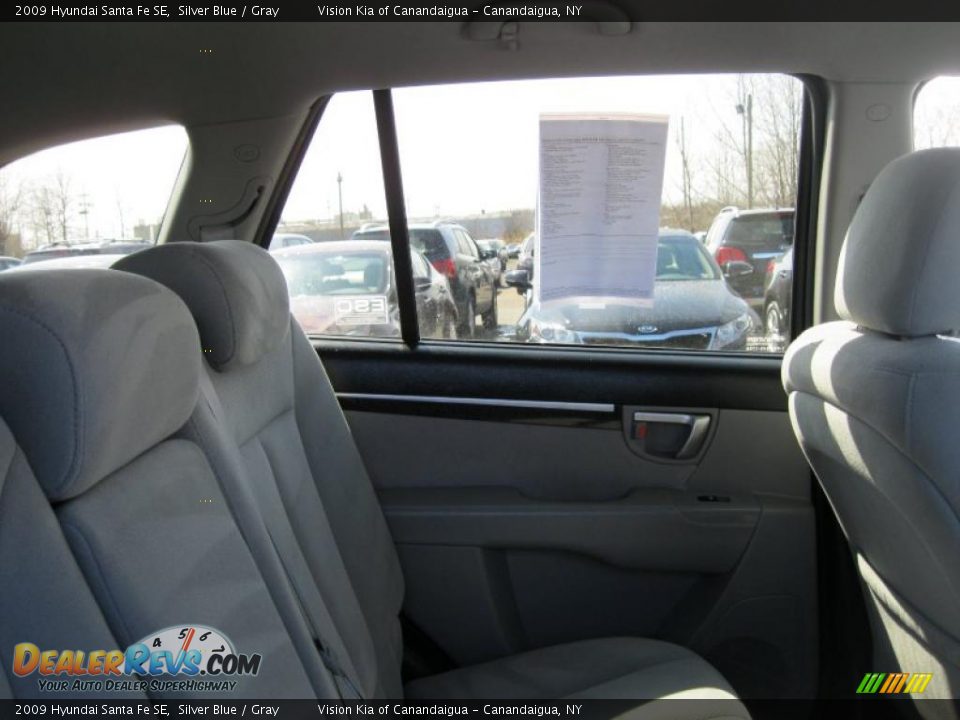 2009 Hyundai Santa Fe SE Silver Blue / Gray Photo #18