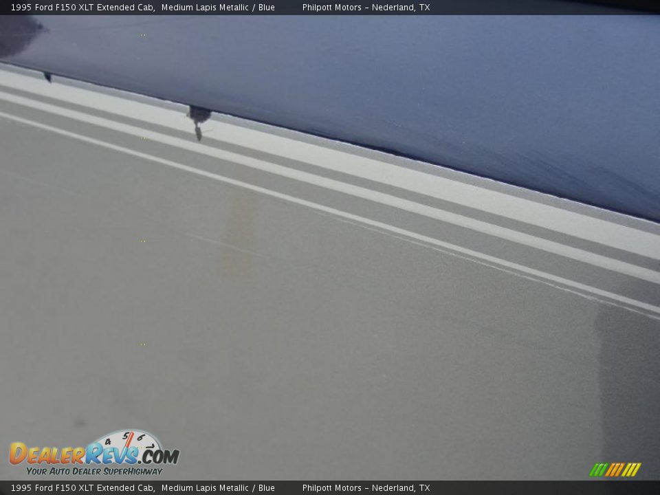 1995 Ford F150 XLT Extended Cab Medium Lapis Metallic / Blue Photo #24