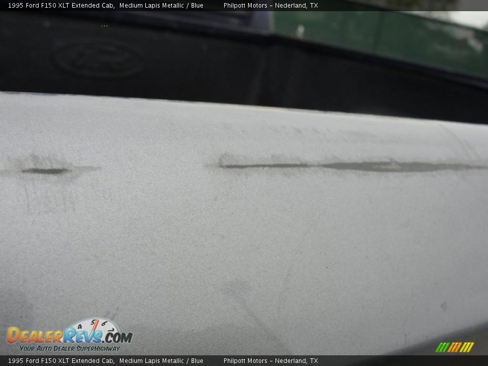 1995 Ford F150 XLT Extended Cab Medium Lapis Metallic / Blue Photo #31