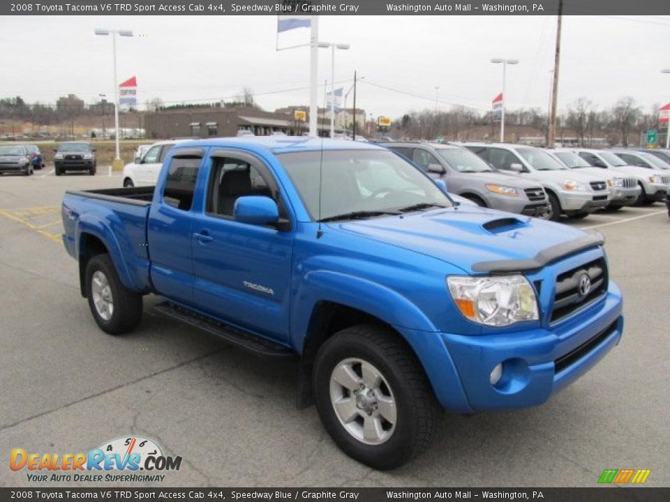 Front 3/4 View of 2008 Toyota Tacoma V6 TRD Sport Access Cab 4x4 Photo #9