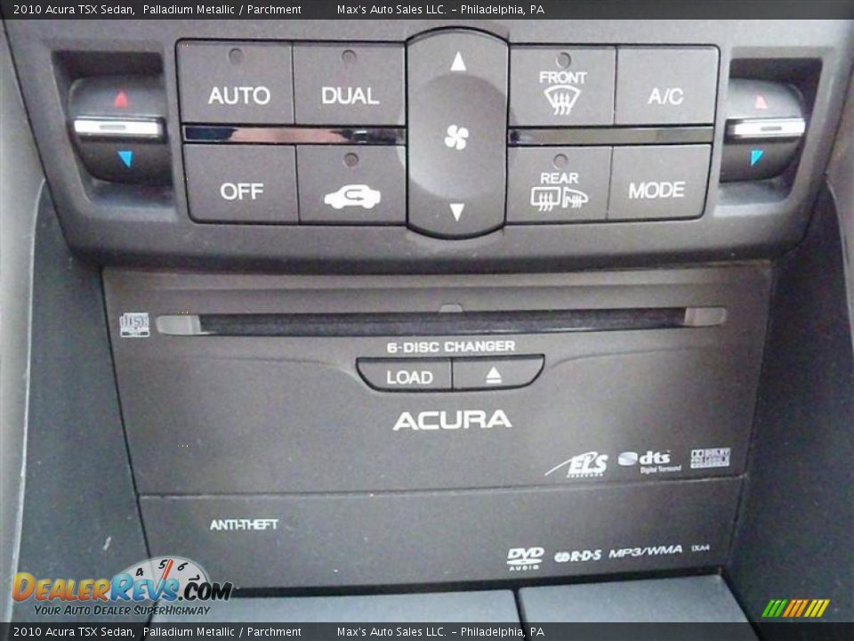 Controls of 2010 Acura TSX Sedan Photo #9