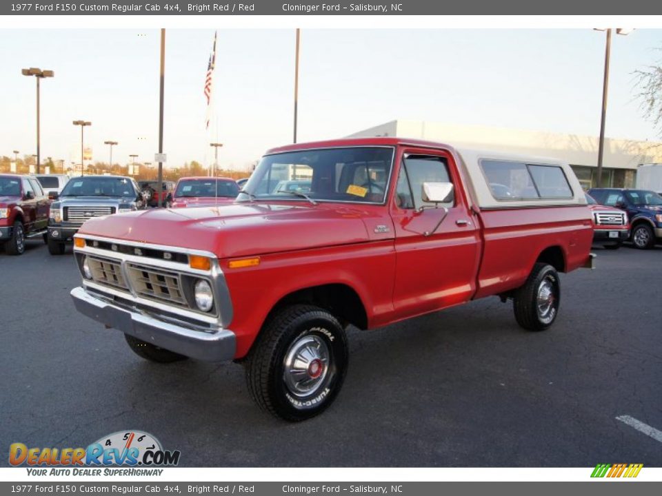 Front 3/4 View of 1977 Ford F150 Custom Regular Cab 4x4 Photo #6