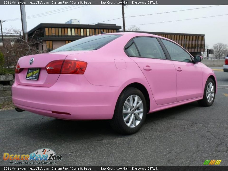 2011 Volkswagen Jetta SE Sedan Custom Pink / Cornsilk Beige Photo #3