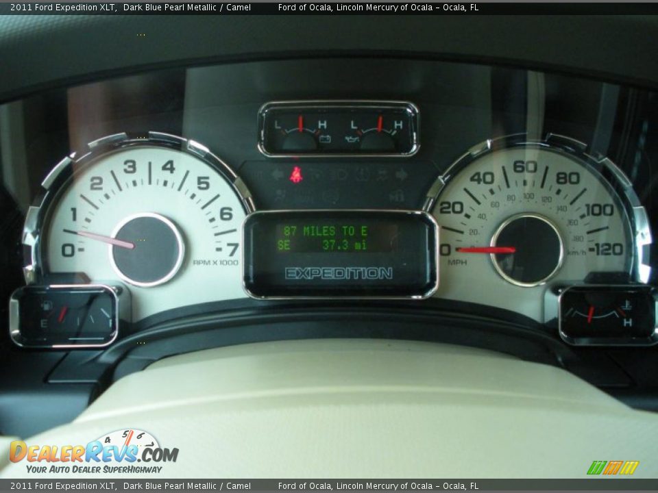 2011 Ford Expedition XLT Gauges Photo #8