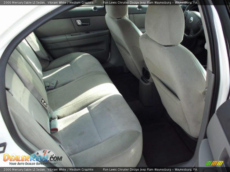 2000 Mercury Sable LS Sedan Vibrant White / Medium Graphite Photo #17