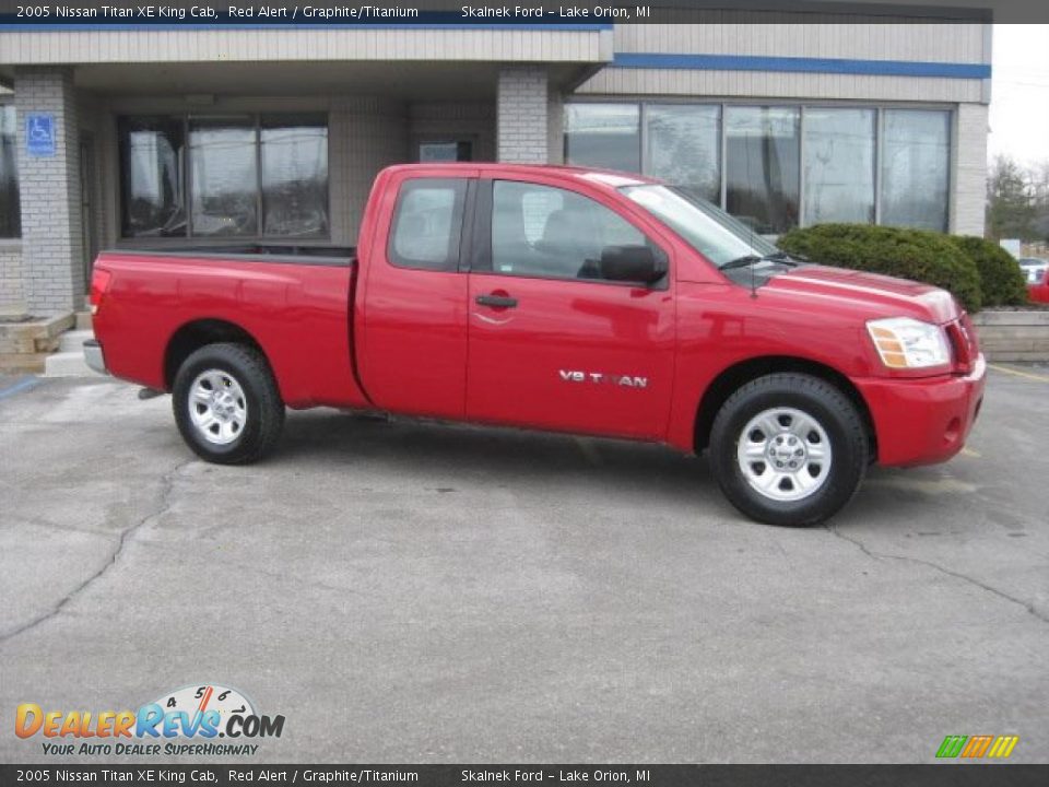 2005 Nissan Titan XE King Cab Red Alert / Graphite/Titanium Photo #5