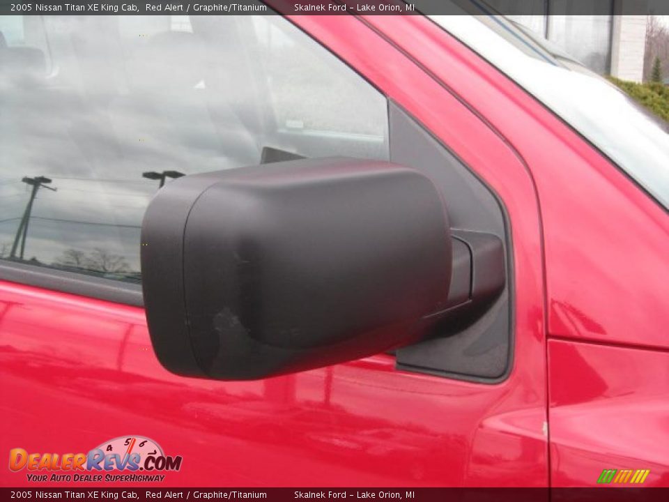 2005 Nissan Titan XE King Cab Red Alert / Graphite/Titanium Photo #14