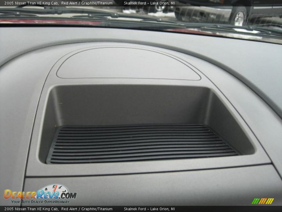 2005 Nissan Titan XE King Cab Red Alert / Graphite/Titanium Photo #26