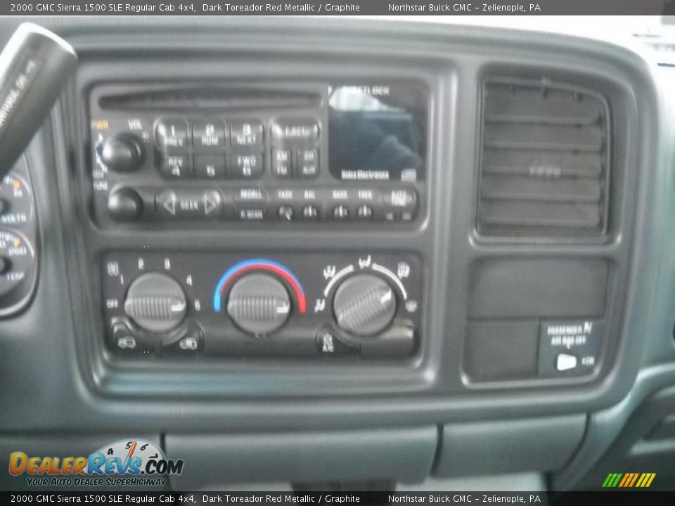 2000 GMC Sierra 1500 SLE Regular Cab 4x4 Dark Toreador Red Metallic / Graphite Photo #17