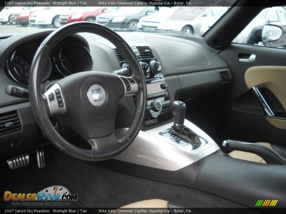 Dashboard of 2007 Saturn Sky Roadster Photo #9