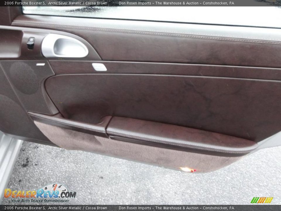 Door Panel of 2006 Porsche Boxster S Photo #20