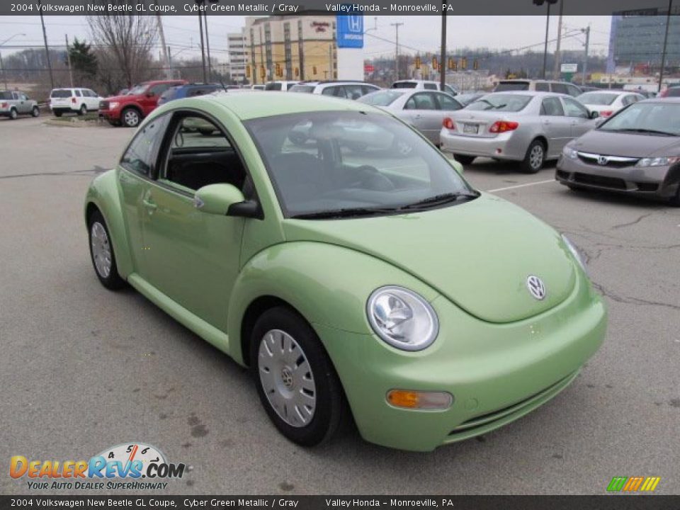 2004 Volkswagen New Beetle GL Coupe Cyber Green Metallic / Gray Photo #6