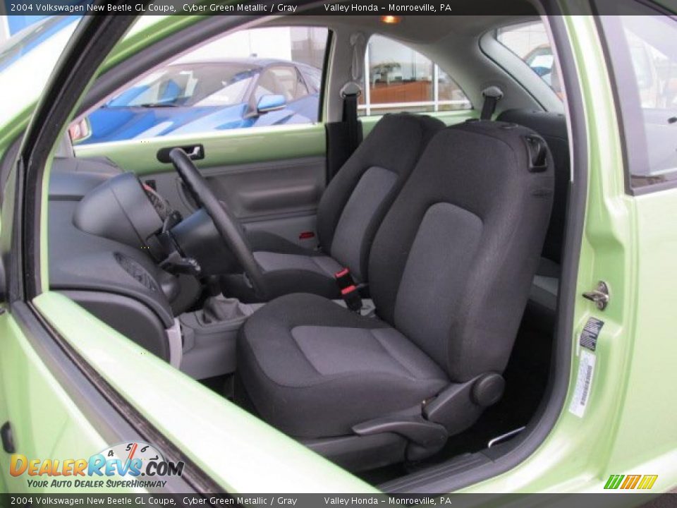 Gray Interior - 2004 Volkswagen New Beetle GL Coupe Photo #11