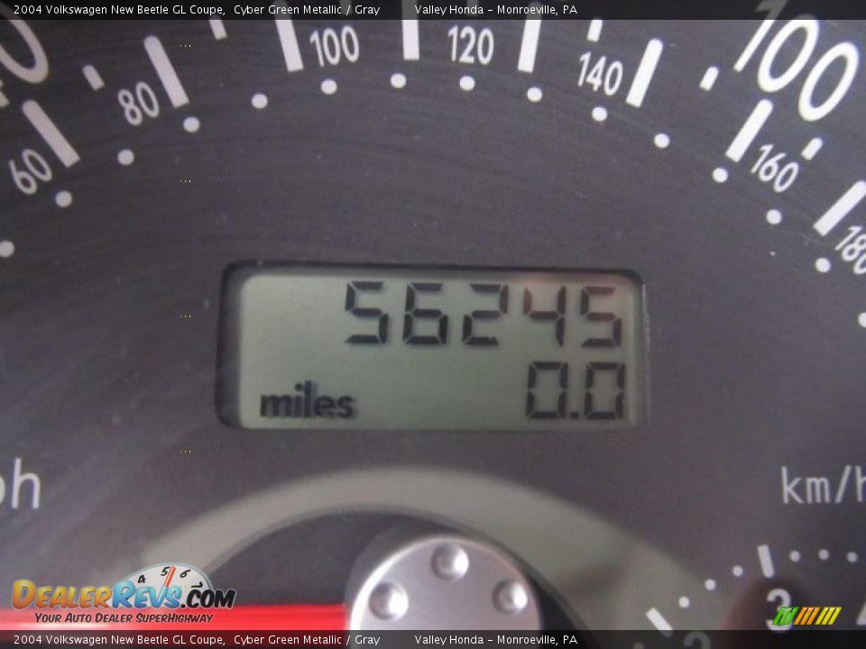 2004 Volkswagen New Beetle GL Coupe Cyber Green Metallic / Gray Photo #14