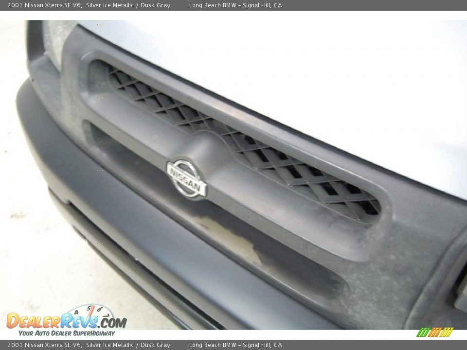 2001 Nissan Xterra SE V6 Silver Ice Metallic / Dusk Gray Photo #14