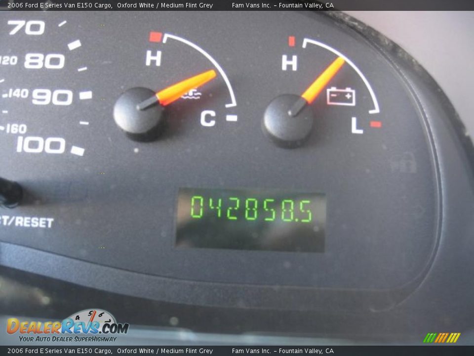 2006 Ford E Series Van E150 Cargo Oxford White / Medium Flint Grey Photo #11