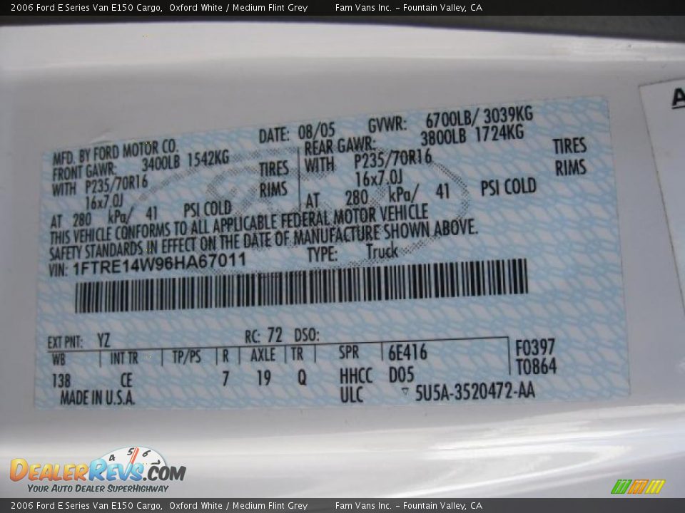 2006 Ford E Series Van E150 Cargo Oxford White / Medium Flint Grey Photo #12