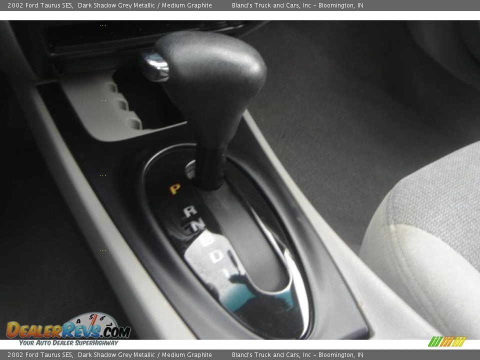 2002 Ford Taurus SES Shifter Photo #35