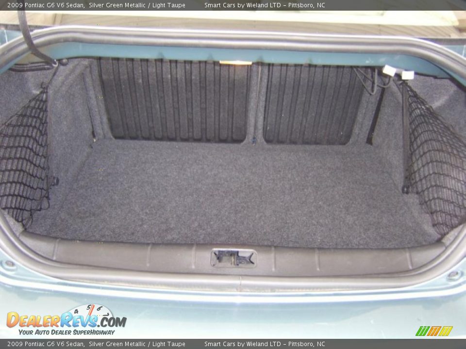2009 Pontiac G6 V6 Sedan Trunk Photo #10