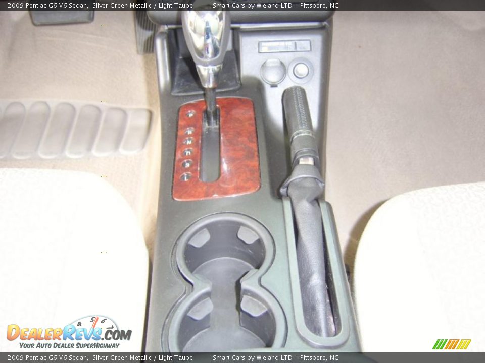 2009 Pontiac G6 V6 Sedan Shifter Photo #18