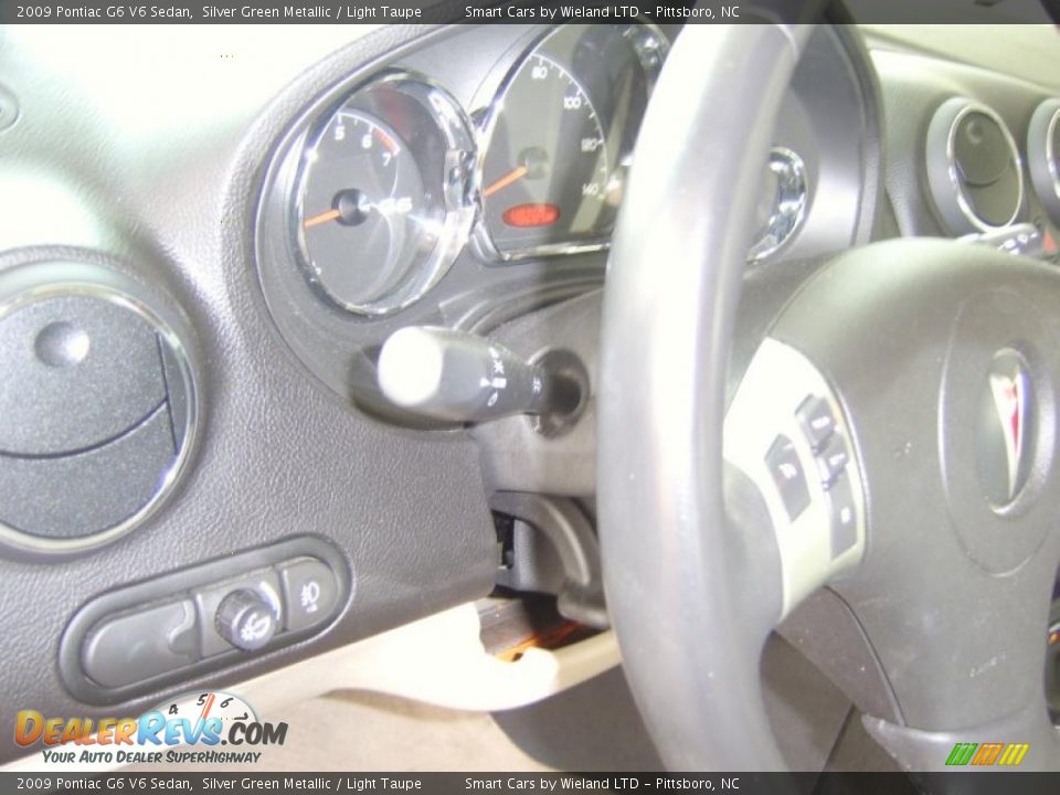 2009 Pontiac G6 V6 Sedan Silver Green Metallic / Light Taupe Photo #21