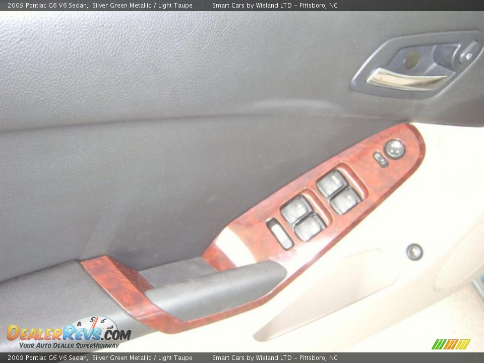 2009 Pontiac G6 V6 Sedan Silver Green Metallic / Light Taupe Photo #23