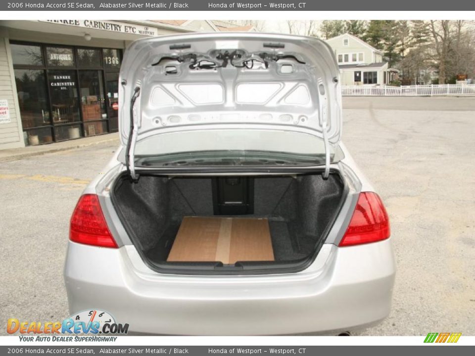 2006 Honda Accord SE Sedan Alabaster Silver Metallic / Black Photo #8