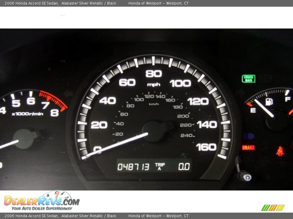 2006 Honda Accord SE Sedan Alabaster Silver Metallic / Black Photo #24