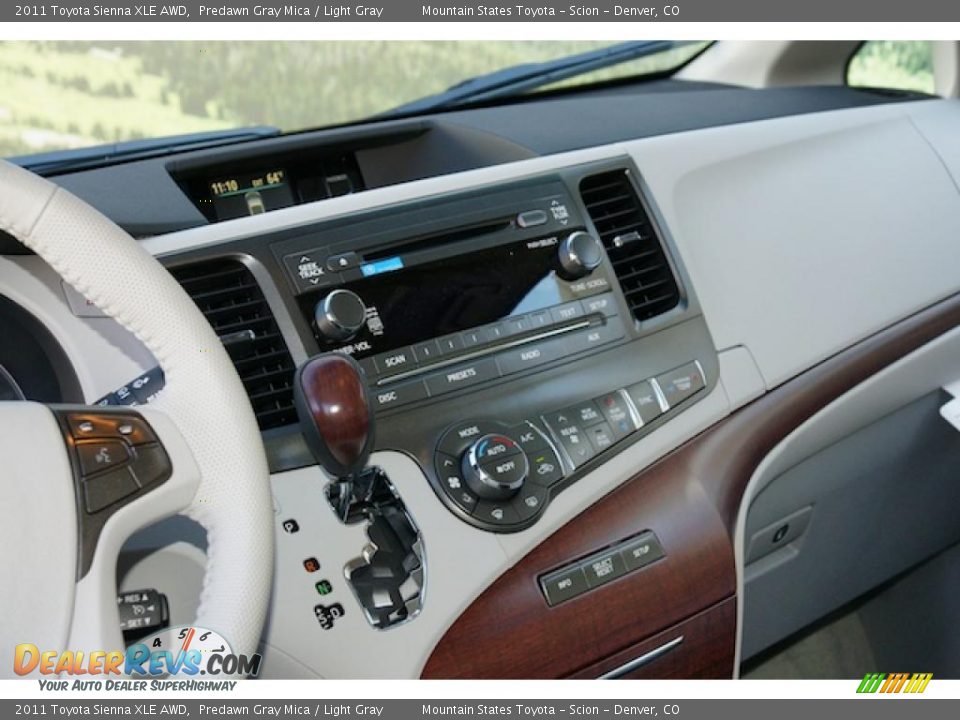 2011 Toyota Sienna XLE AWD Predawn Gray Mica / Light Gray Photo #10
