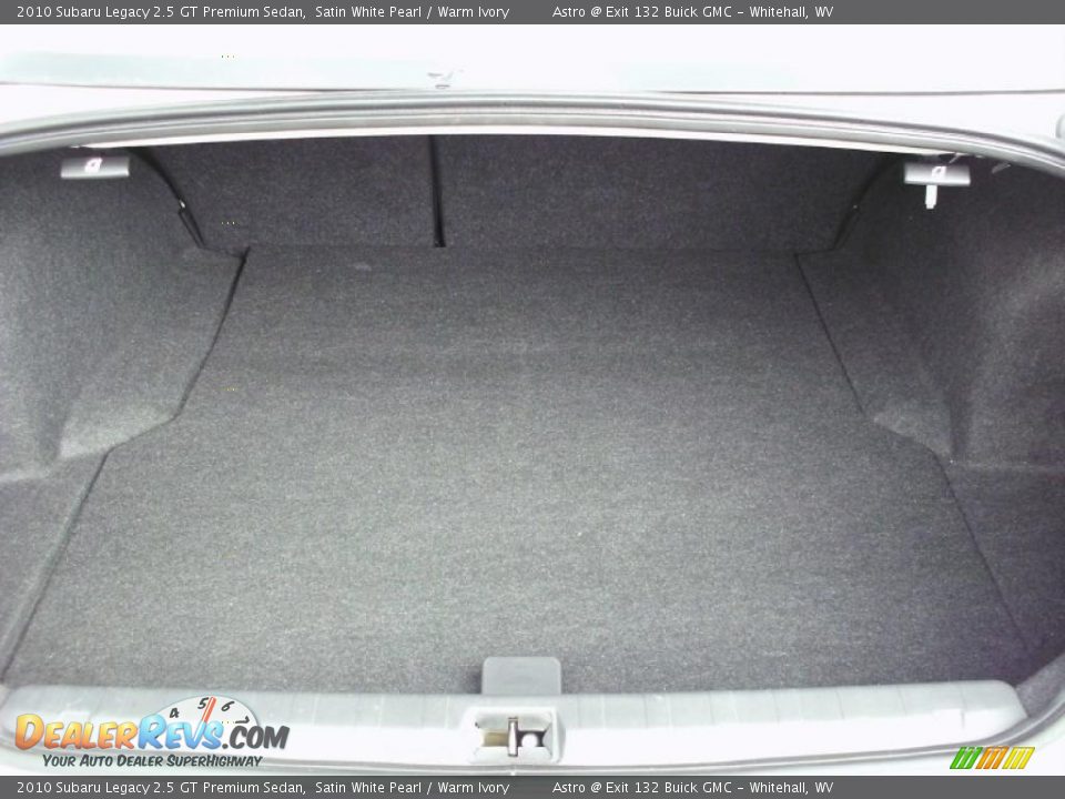 2010 Subaru Legacy 2.5 GT Premium Sedan Trunk Photo #14