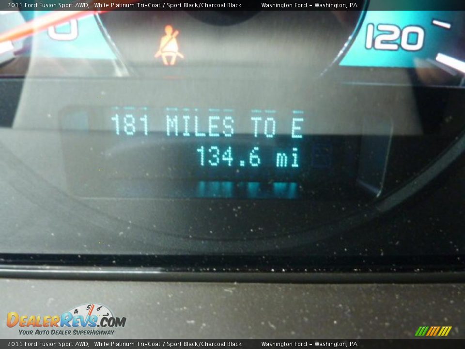 2011 Ford Fusion Sport AWD White Platinum Tri-Coat / Sport Black/Charcoal Black Photo #20