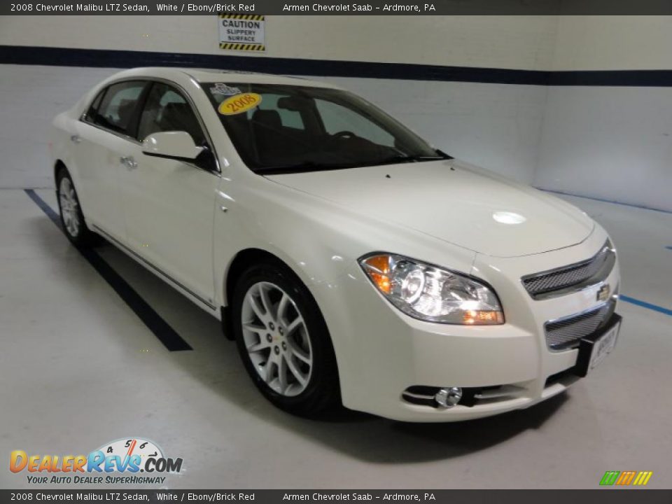 2008 Chevrolet Malibu LTZ Sedan White / Ebony/Brick Red Photo #4